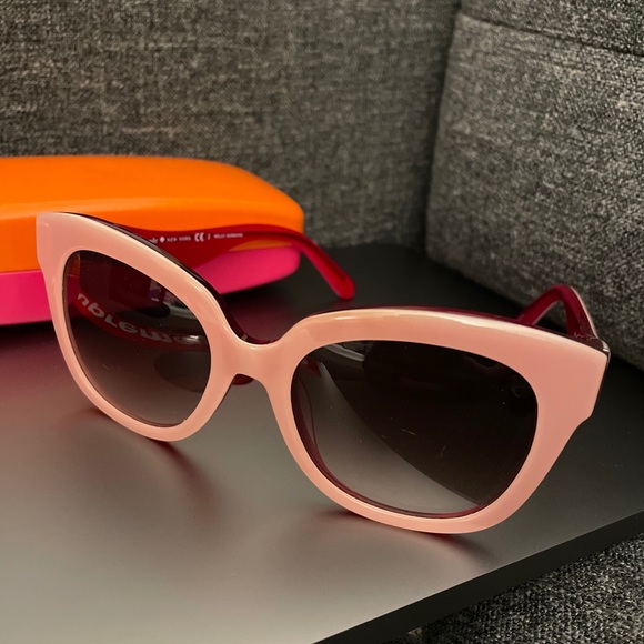 sunglass